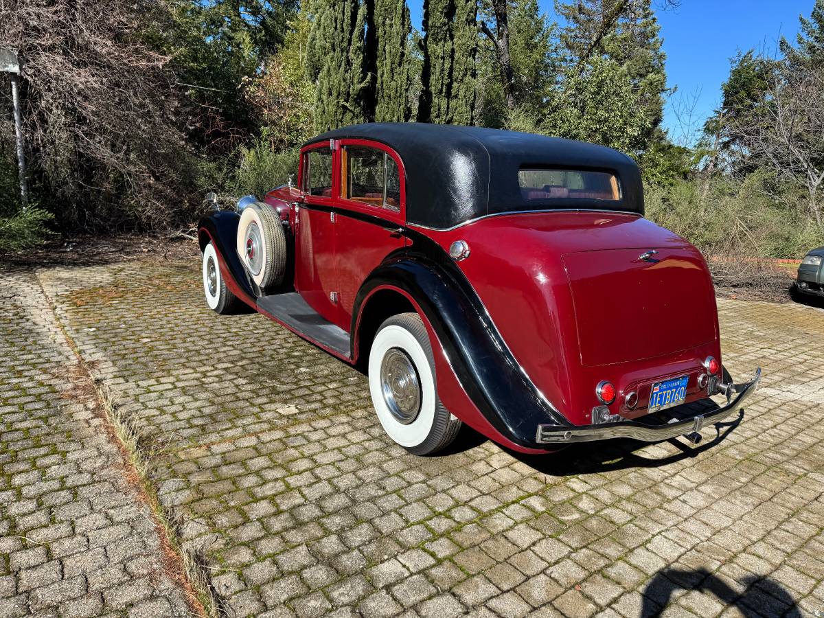 Roll-royce-phantom-iii-1937-custom-4