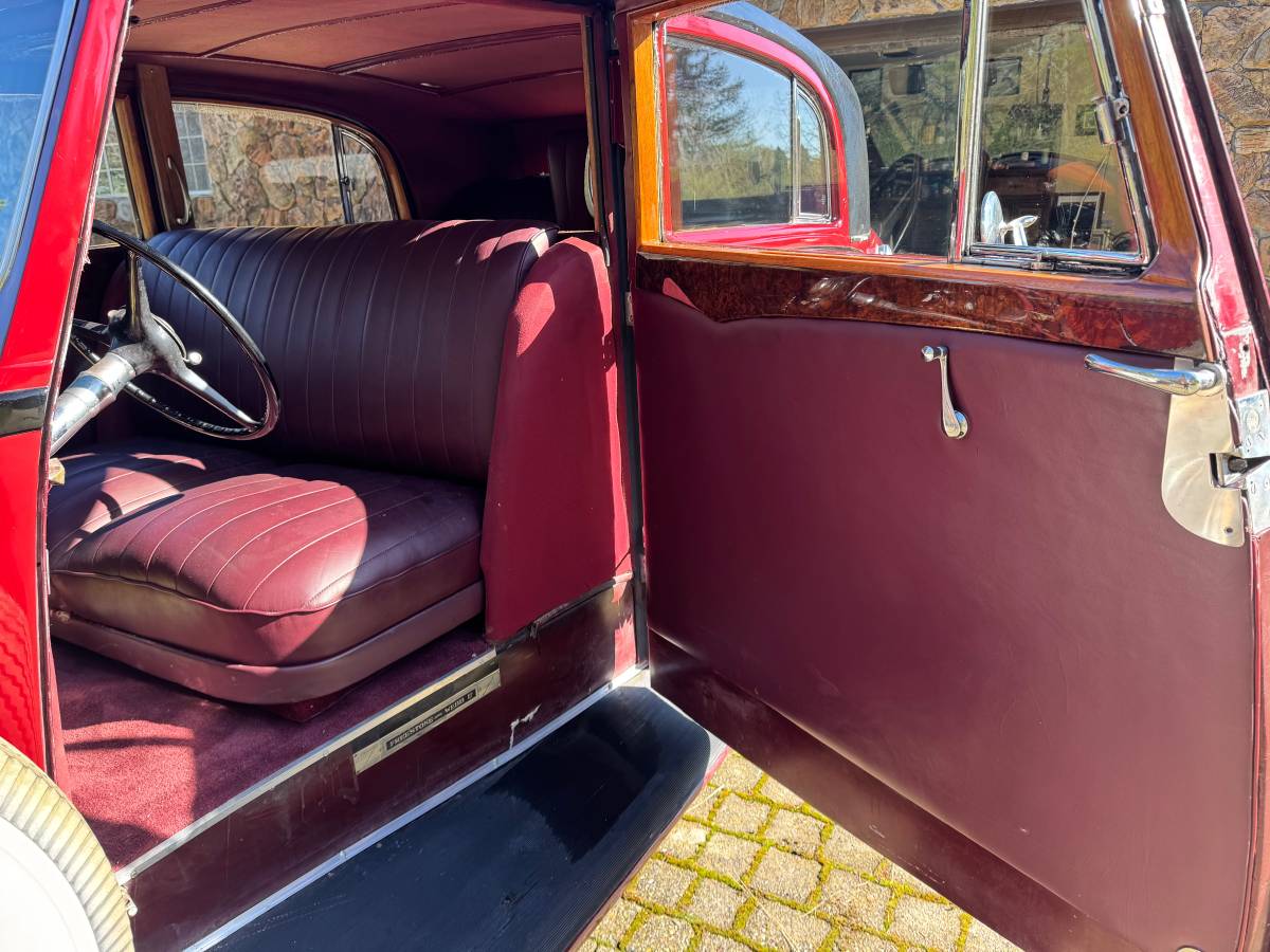 Roll-royce-phantom-iii-1937-custom-5