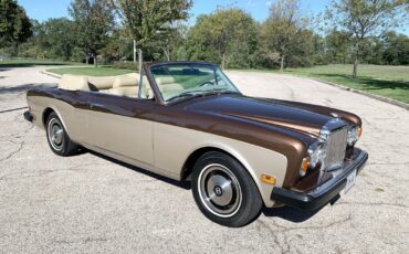 Rolls-Royce-Corniche-1979-convertible-12