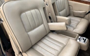 Rolls-Royce-Corniche-1979-convertible-20