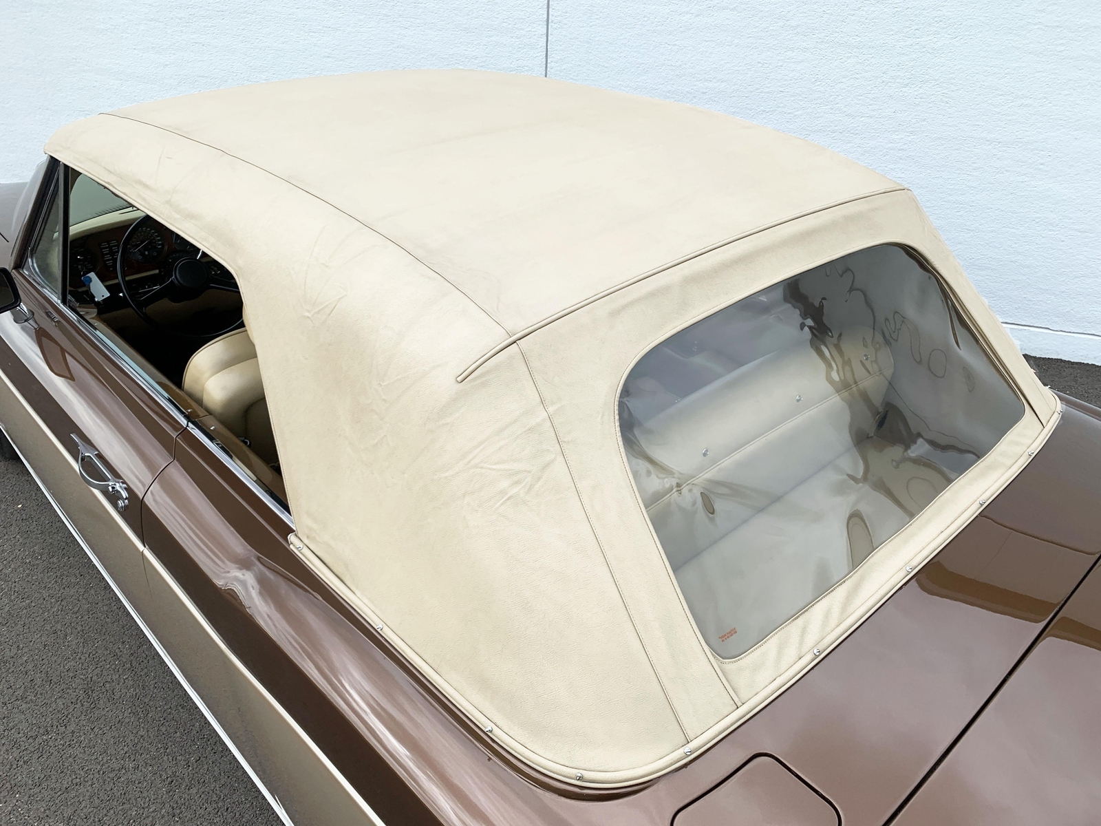 Rolls-Royce-Corniche-1979-convertible-25