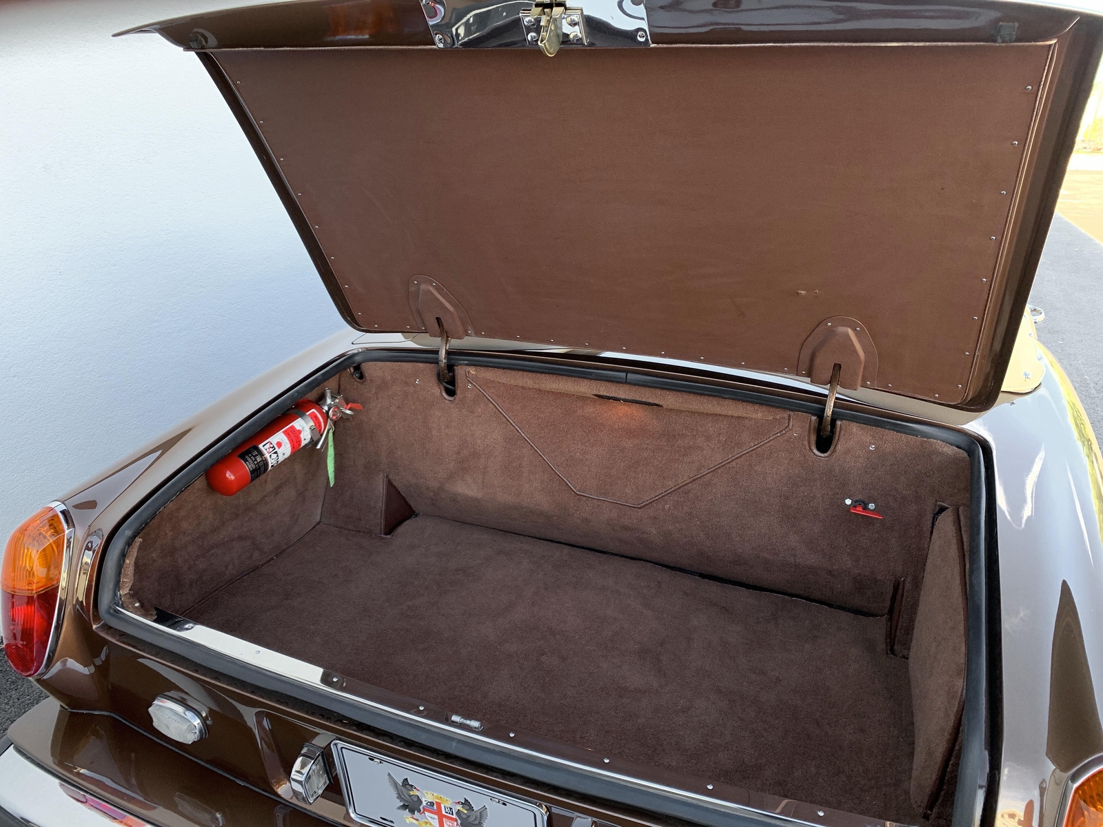 Rolls-Royce-Corniche-1979-convertible-27