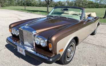Rolls-Royce-Corniche-1979-convertible-3