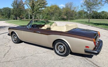 Rolls-Royce-Corniche-1979-convertible-6