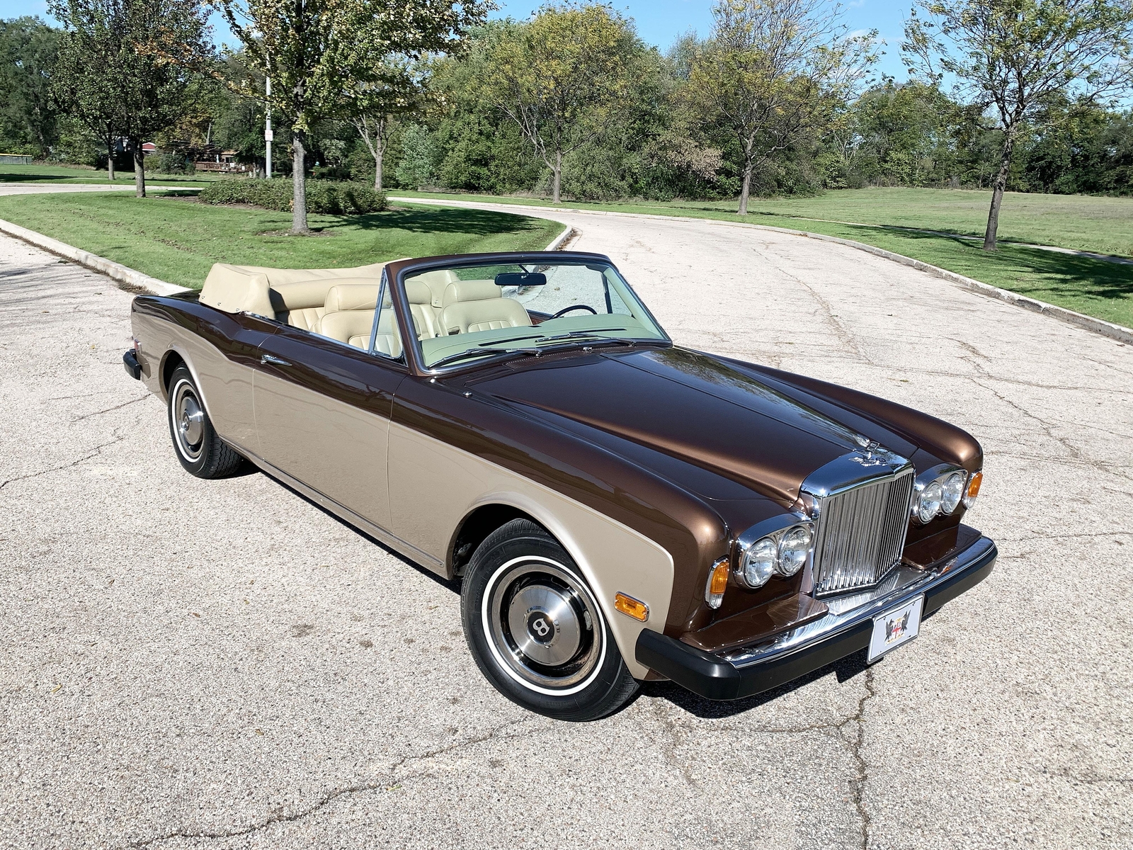 Rolls-Royce-Corniche-1979-convertible