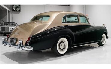 Rolls-Royce-Silver-Cloud-1961-Saloon-5