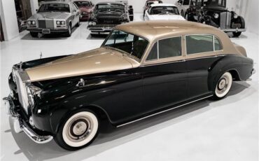 Rolls-Royce-Silver-Cloud-1961-Saloon-8