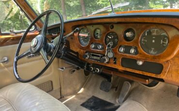 Rolls-Royce-Silver-Cloud-III.-Left-Hand-Drive-1964-Sedan-12