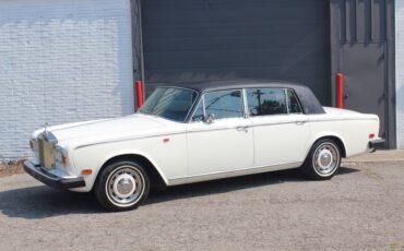 Rolls-Royce-Silver-Shadow-1975-Sedan-10