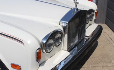 Rolls-Royce-Silver-Shadow-1975-Sedan-11