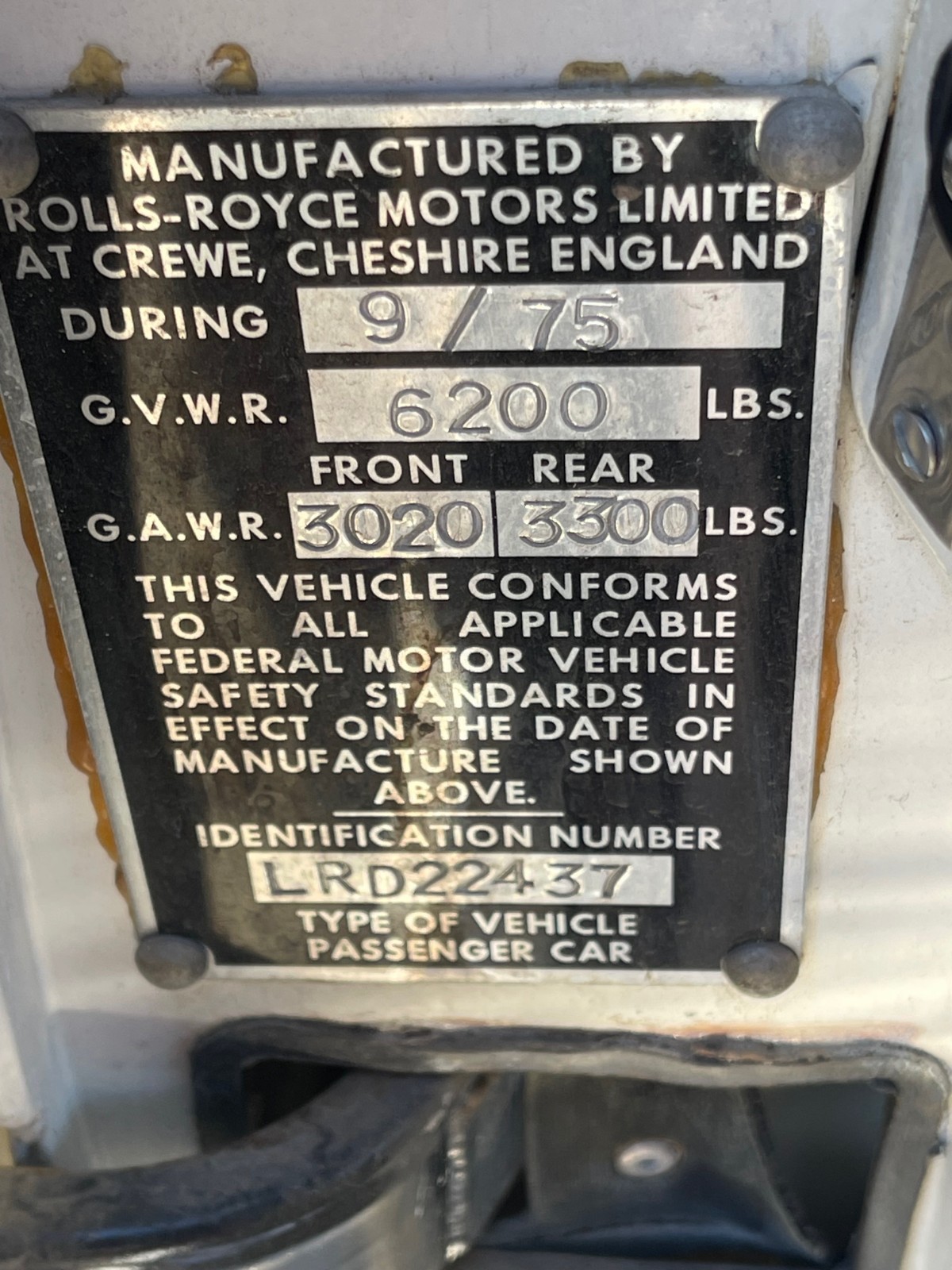 Rolls-Royce-Silver-Shadow-1975-Sedan-22