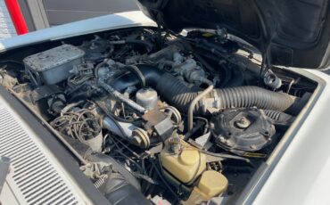 Rolls-Royce-Silver-Shadow-1975-Sedan-24