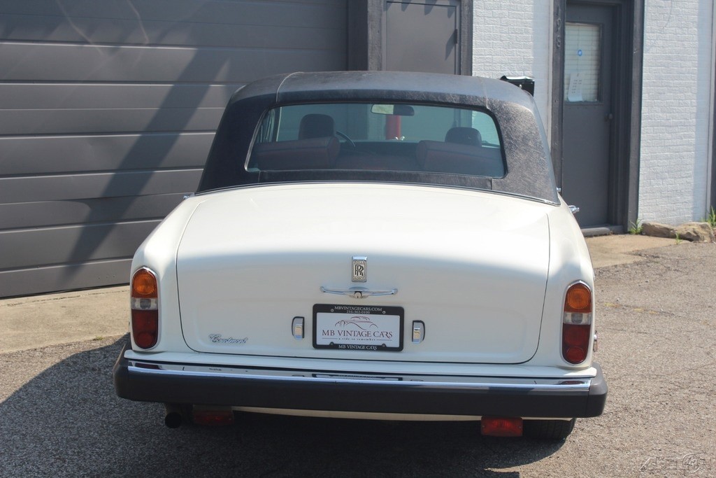 Rolls-Royce-Silver-Shadow-1975-Sedan-6