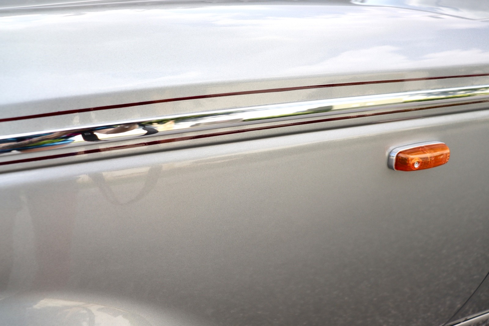 Rolls-Royce-Silver-Shadow-1980-Sedan-14