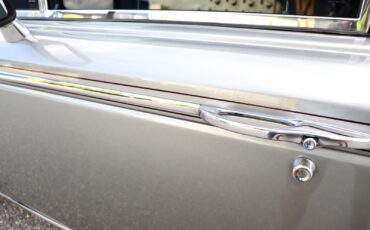 Rolls-Royce-Silver-Shadow-1980-Sedan-16