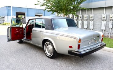 Rolls-Royce-Silver-Shadow-1980-Sedan-20