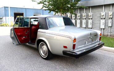 Rolls-Royce-Silver-Shadow-1980-Sedan-24