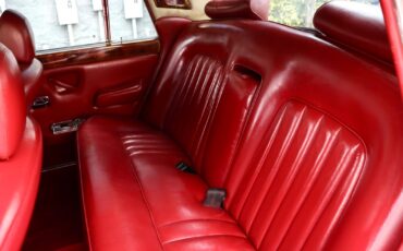 Rolls-Royce-Silver-Shadow-1980-Sedan-25