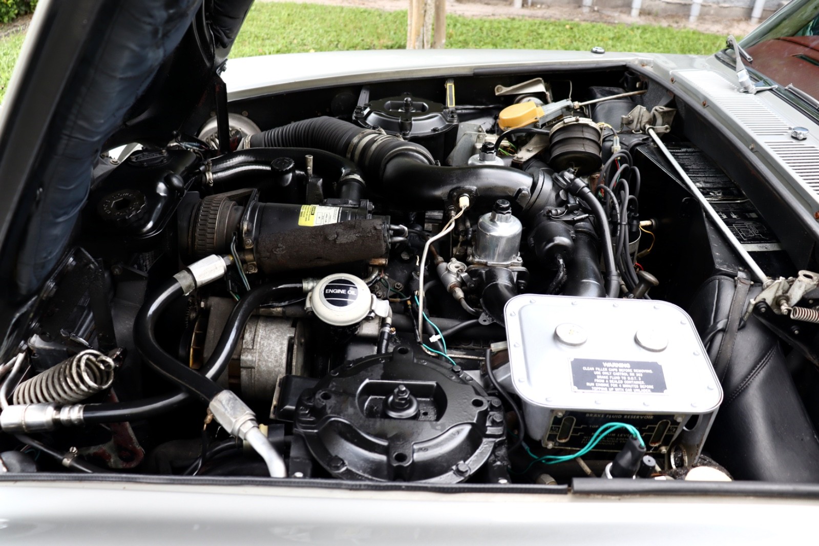 Rolls-Royce-Silver-Shadow-1980-Sedan-32