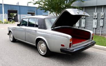 Rolls-Royce-Silver-Shadow-1980-Sedan-36