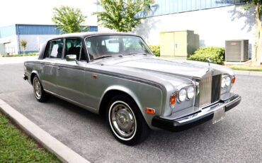 Rolls-Royce-Silver-Shadow-1980-Sedan-4