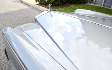 Rolls-Royce-Silver-Shadow-1980-Sedan-5