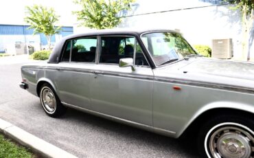 Rolls-Royce-Silver-Shadow-1980-Sedan-8