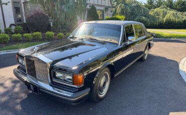 Rolls-Royce-Silver-SpiritSpurDawn-1990-Sedan-10