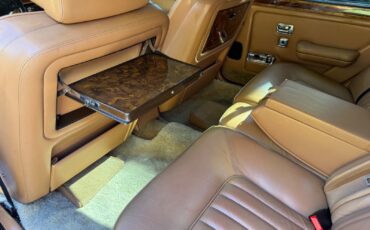 Rolls-Royce-Silver-SpiritSpurDawn-1990-Sedan-14