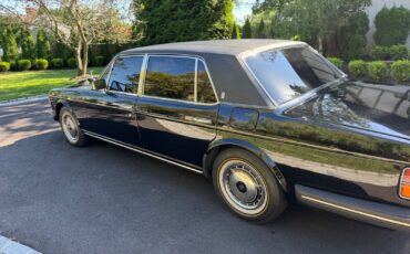 Rolls-Royce-Silver-SpiritSpurDawn-1990-Sedan-3