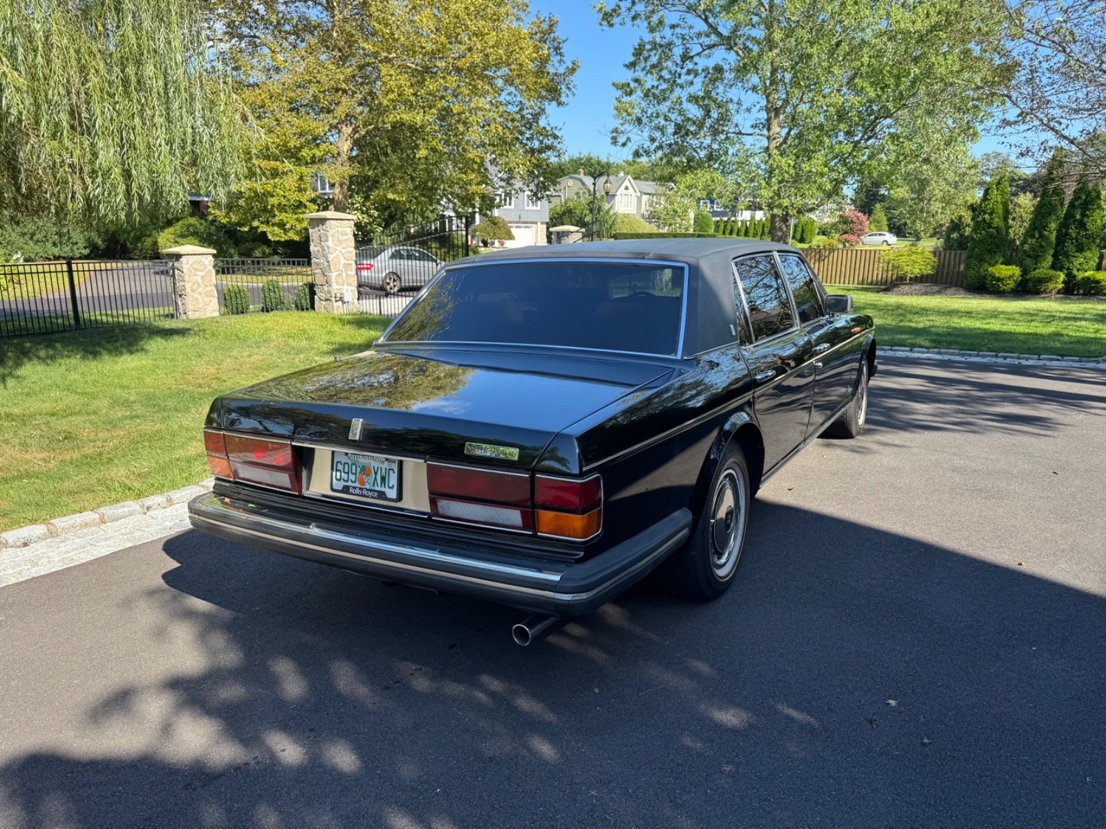 Rolls-Royce-Silver-SpiritSpurDawn-1990-Sedan-7