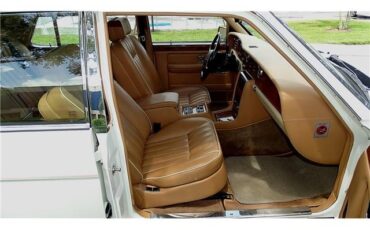 Rolls-Royce-Silver-SpiritSpurDawn-1996-SEDAN-11