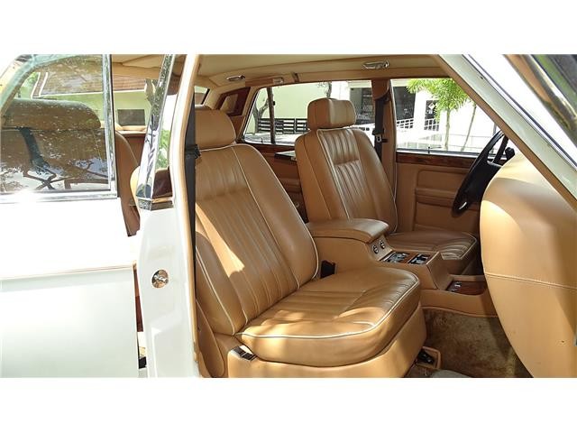 Rolls-Royce-Silver-SpiritSpurDawn-1996-SEDAN-13