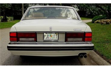 Rolls-Royce-Silver-SpiritSpurDawn-1996-SEDAN-9