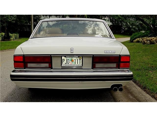 Rolls-Royce-Silver-SpiritSpurDawn-1996-SEDAN-9