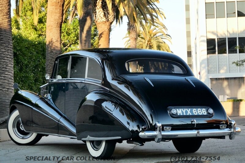 Rolls-Royce-Silver-Wraith-1952-11