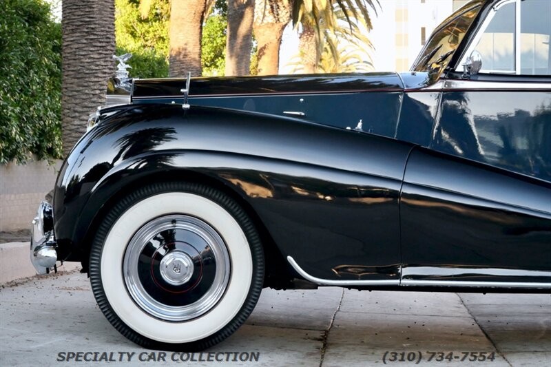 Rolls-Royce-Silver-Wraith-1952-14