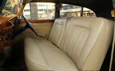 Rolls-Royce-Silver-Wraith-1952-28