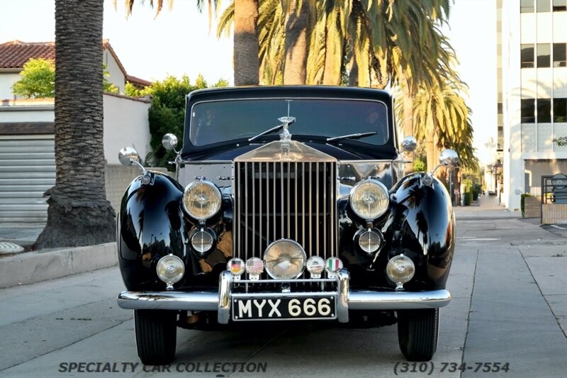 Rolls-Royce-Silver-Wraith-1952-3