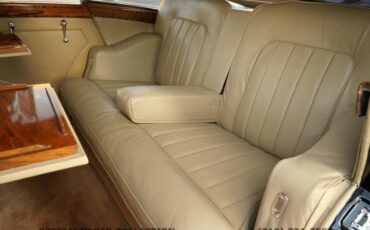 Rolls-Royce-Silver-Wraith-1952-31