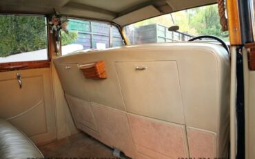 Rolls-Royce-Silver-Wraith-1952-34