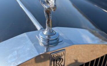 Rolls-royce-Corniche-1980-Masons-Black-Black-Leather-10