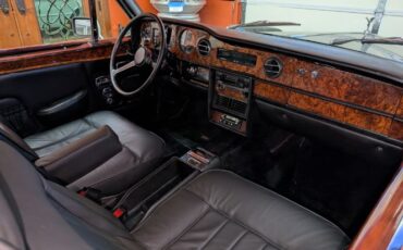 Rolls-royce-Corniche-1980-Masons-Black-Black-Leather-19