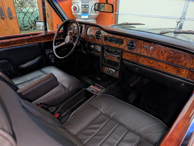 Rolls-royce-Corniche-1980-Masons-Black-Black-Leather-19