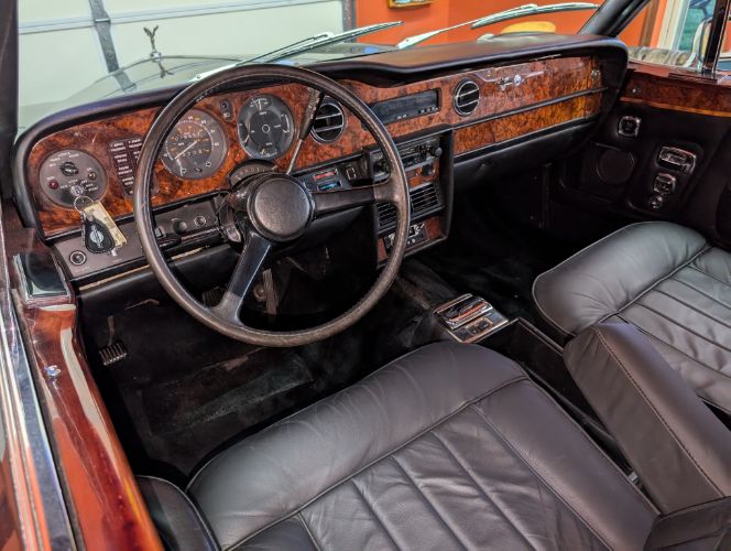 Rolls-royce-Corniche-1980-Masons-Black-Black-Leather-2