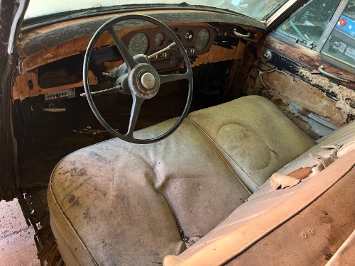 Rolls-royce-Phantom-v-1961-Beige-Tan-2