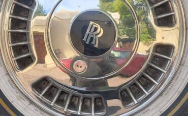Rolls-royce-silver-spirit-1985-white-15
