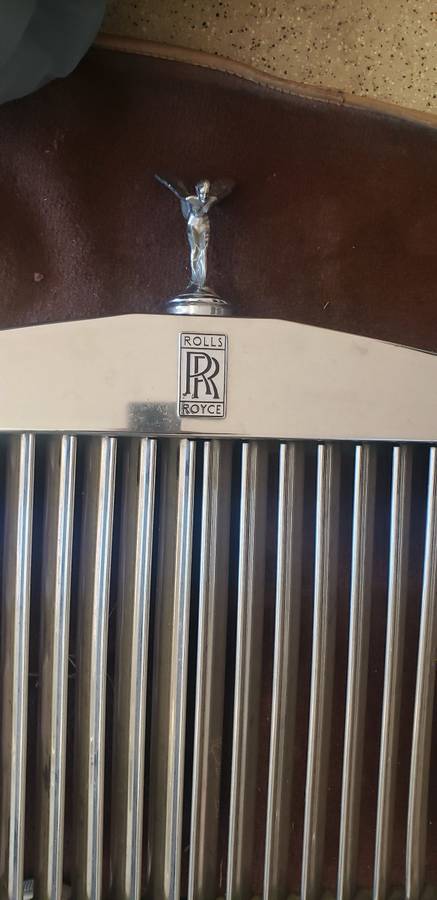 Rolls-royce-silver-spirit-1985-white-16