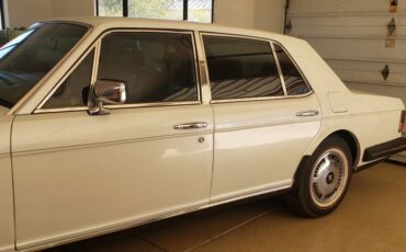 Rolls-royce-silver-spirit-1985-white-4