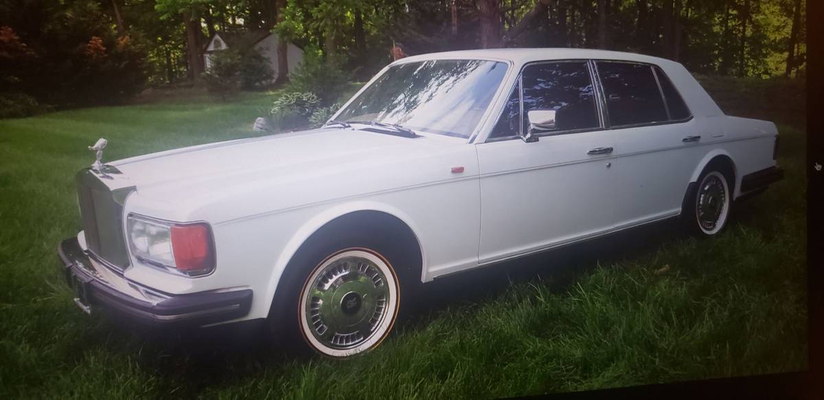 Rolls-royce-silver-spirit-1985-white-7